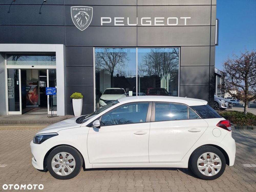 Hyundai i20 1.2 BlueDrive Classic + - 6