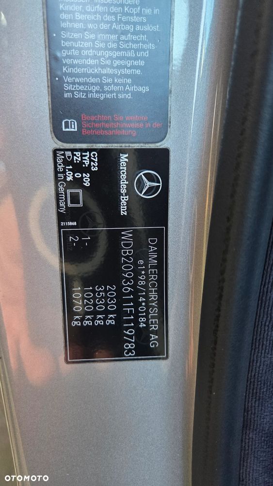 Mercedes-Benz CLK - 22