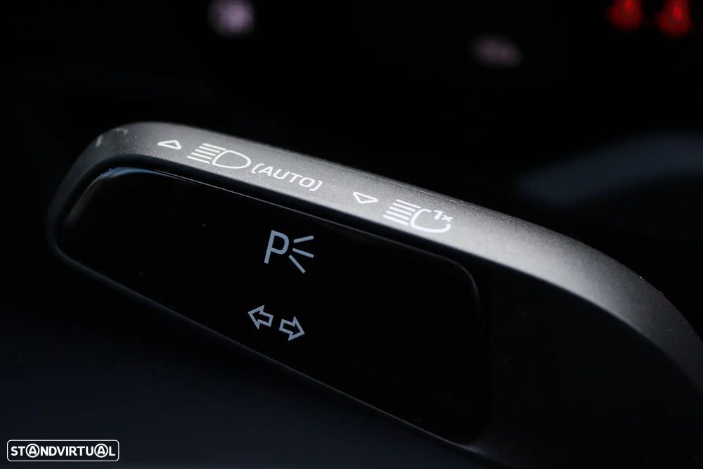 Porsche Taycan 4S - 29