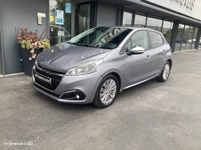 Peugeot 208 1.5 BlueHDi Signature - 3