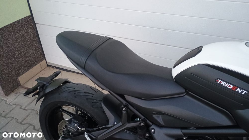 Triumph Trident - 33