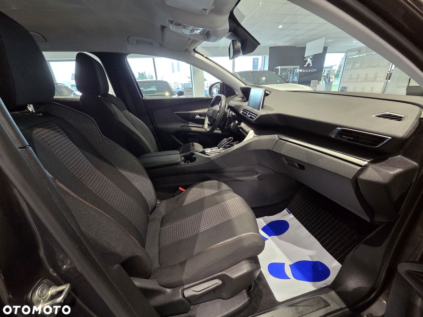 Peugeot 3008 1.2 PureTech Active Pack S&S EAT8 - 7