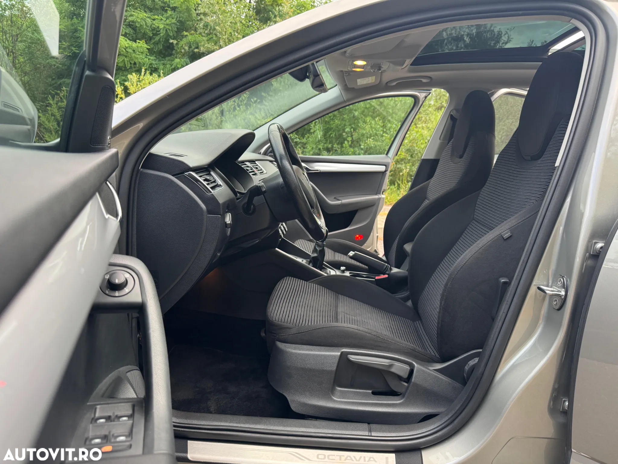 Skoda Octavia 1.6 TDI ELEGANCE - 34