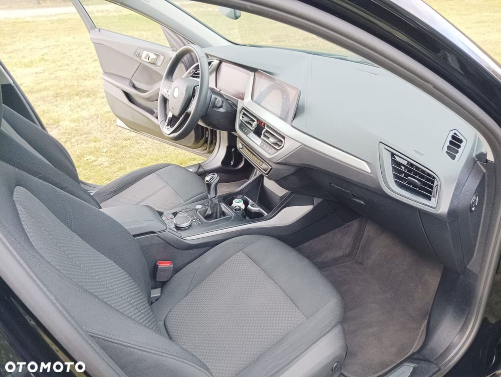 BMW Seria 1 118d Advantage - 9