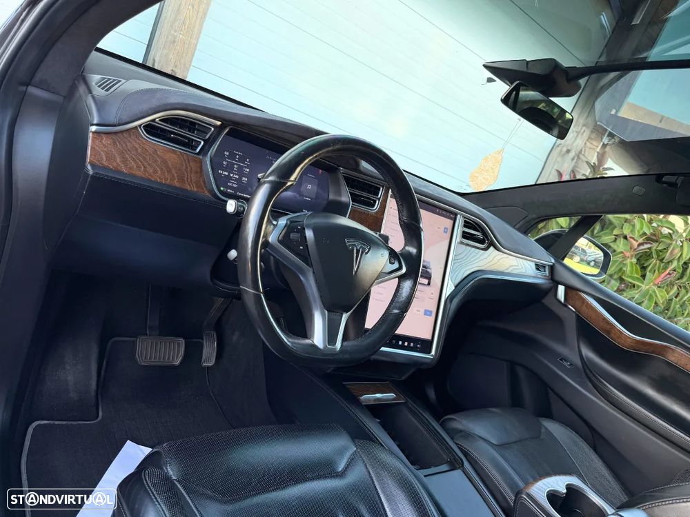Tesla Model X P90D AWD - 12