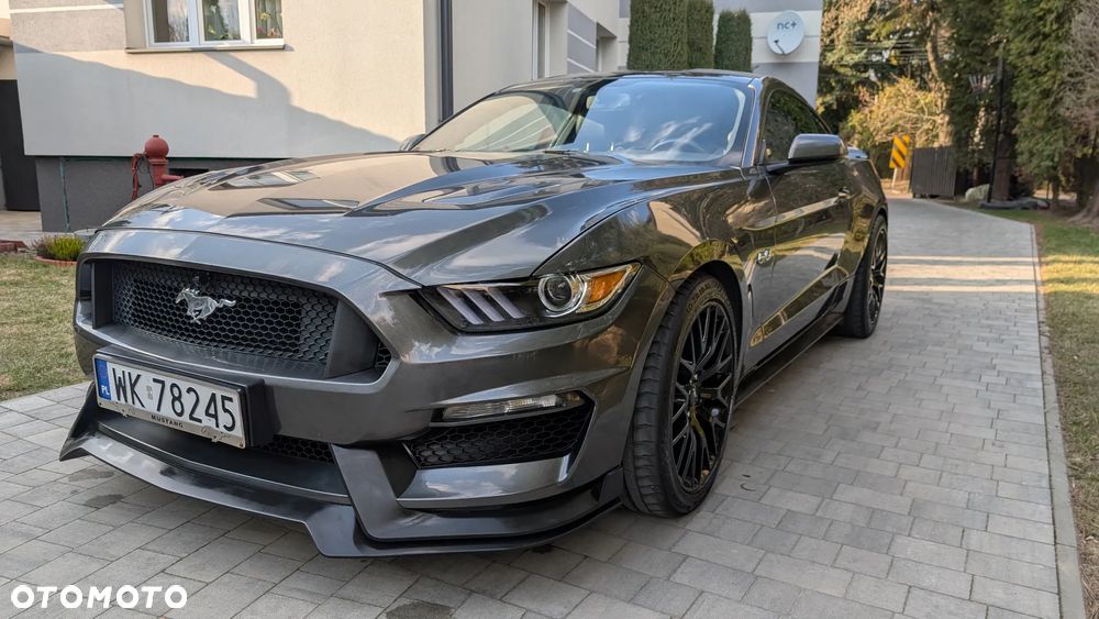 Ford Mustang - 11