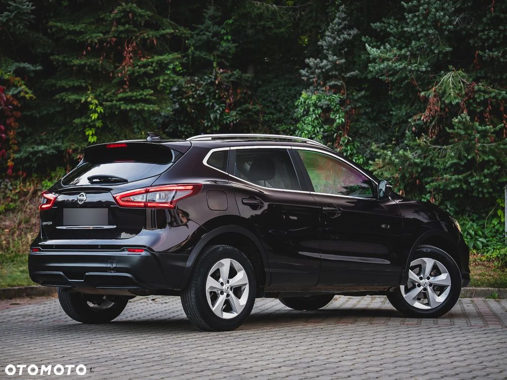 Nissan Qashqai 1.3 DIG-T N-WAY - 10