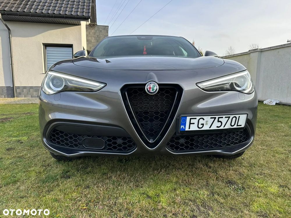 Alfa Romeo Stelvio 2.0 Turbo Veloce Q4 - 4