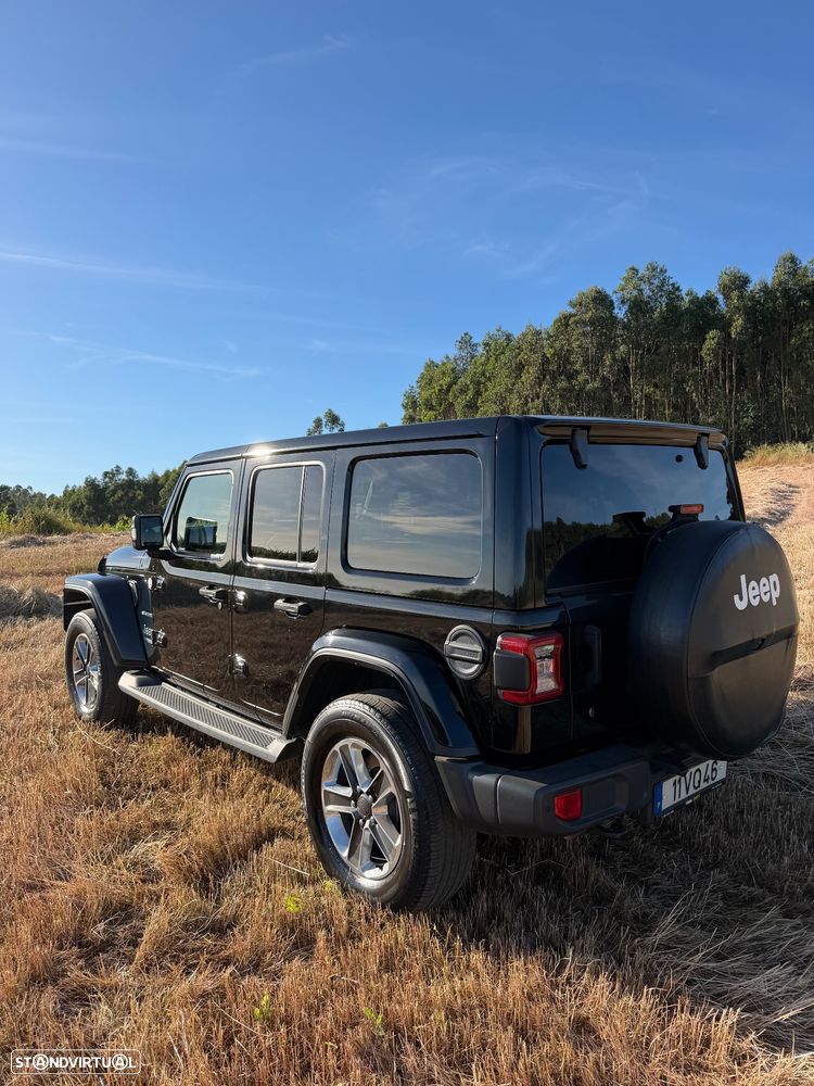 Jeep Wrangler - 16