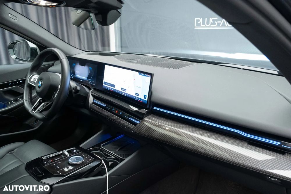 BMW Seria 5 520d xDrive Aut. - 31