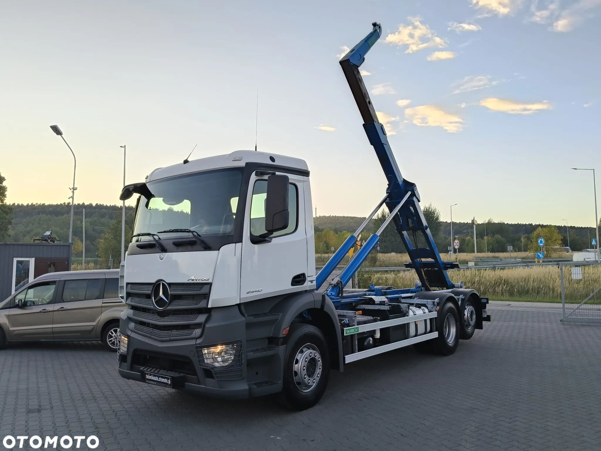 Mercedes-Benz ANTOS 2540 / 6x2 / HAKOWIEC 20t / EURO 6 / - 1