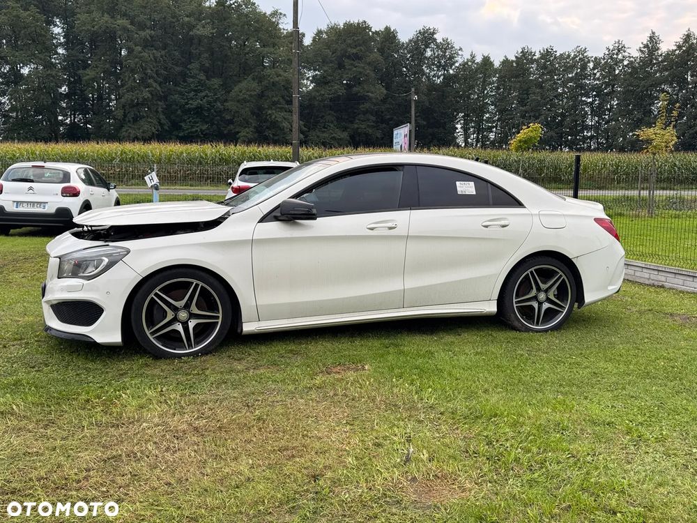 Mercedes-Benz CLA 220 CDI 7G-DCT AMG Line - 11