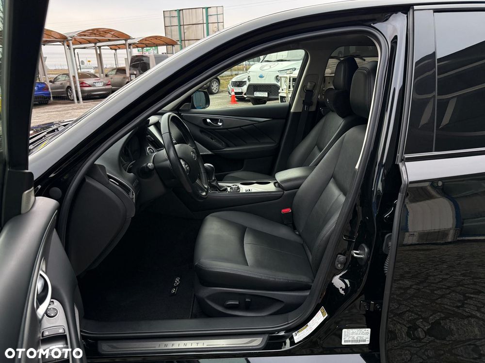 Infiniti Q50 - 12
