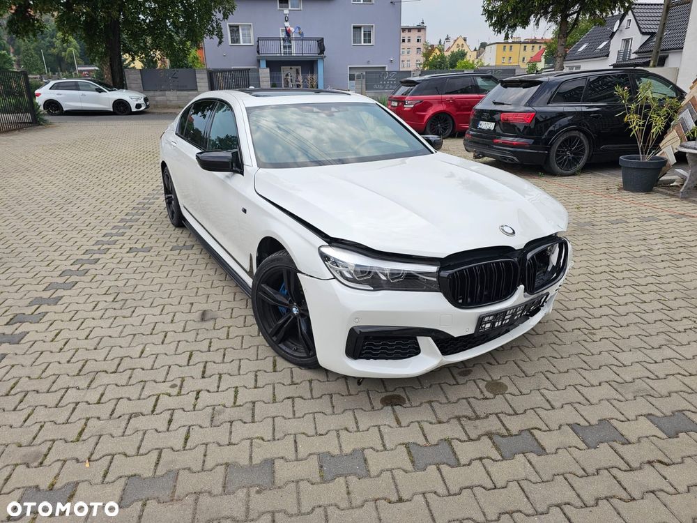 BMW Seria 7 740Li - 1
