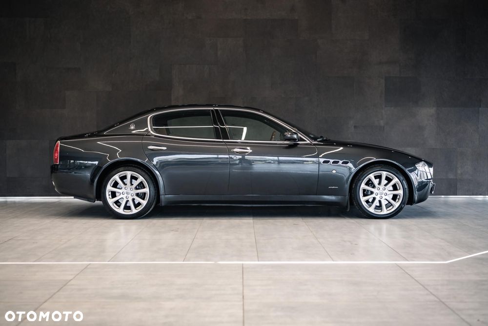 Maserati Quattroporte - 8