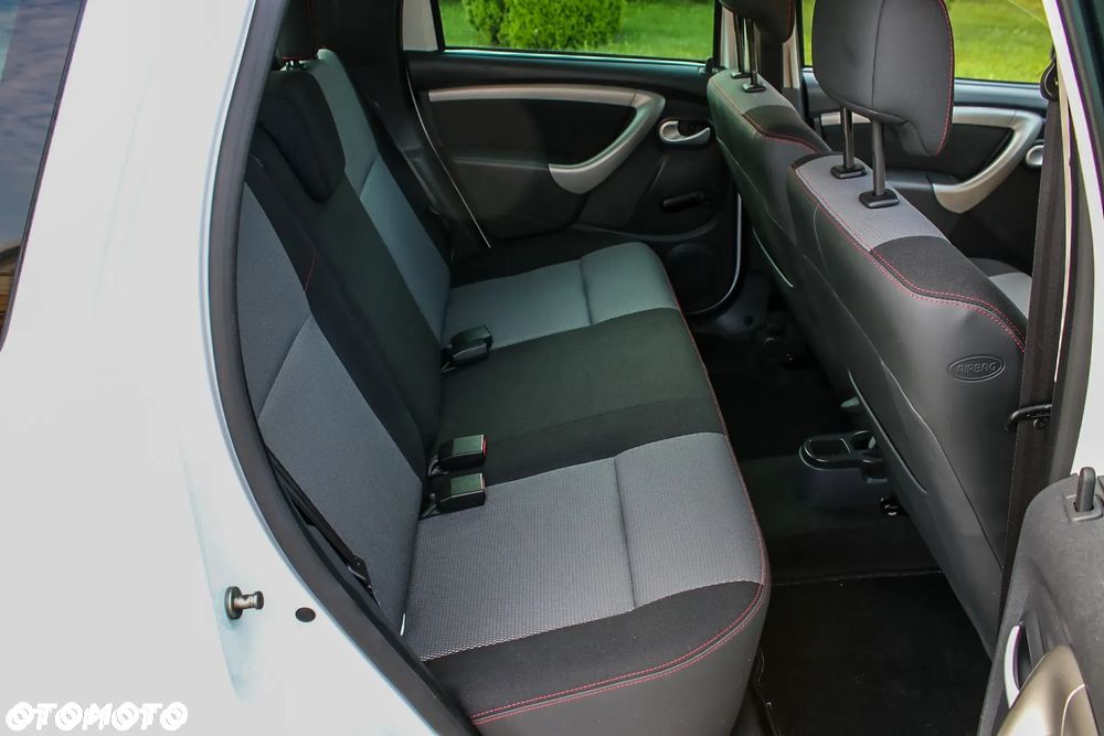 Dacia Duster 1.6 - 28