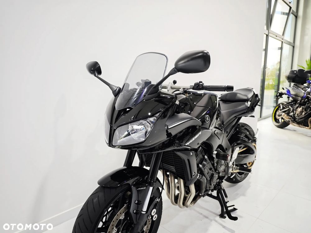 Yamaha FZ - 13