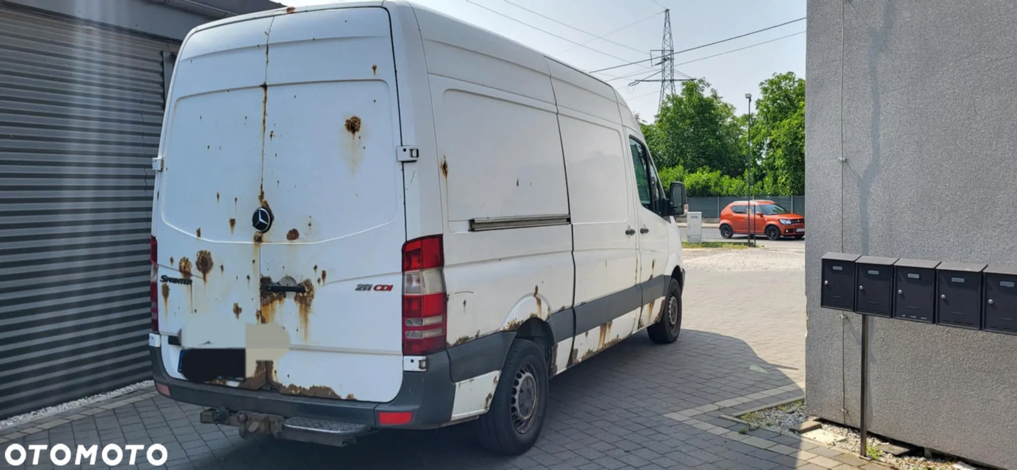 Mercedes-Benz Sprinter - 4