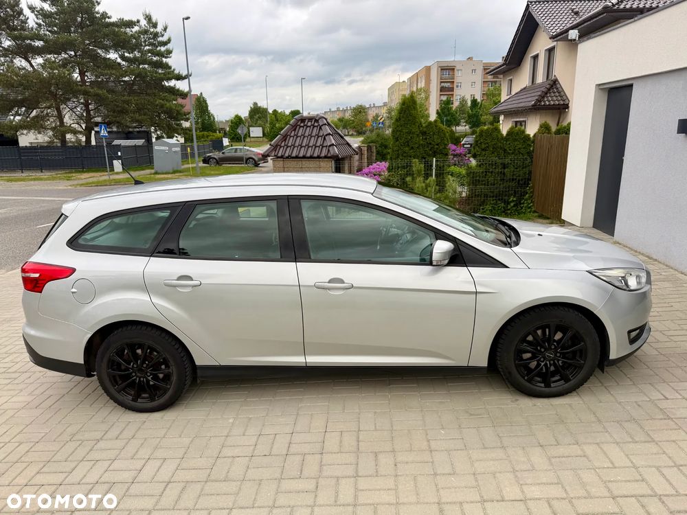 Ford Focus 1.5 EcoBoost Trend ASS - 8