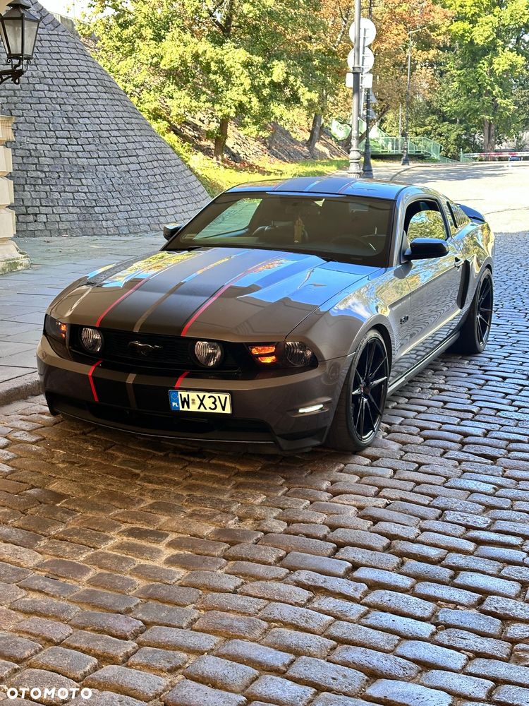 Ford Mustang 5.0 V8 GT - 2