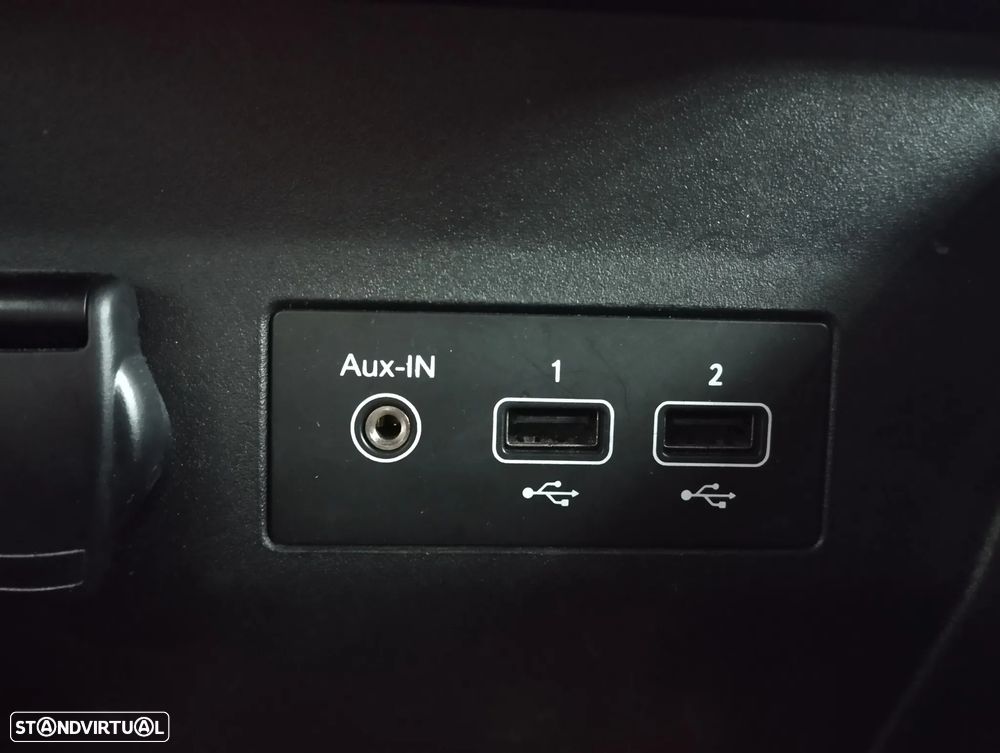 Renault Clio 1.6 E-Tech Intens - 30