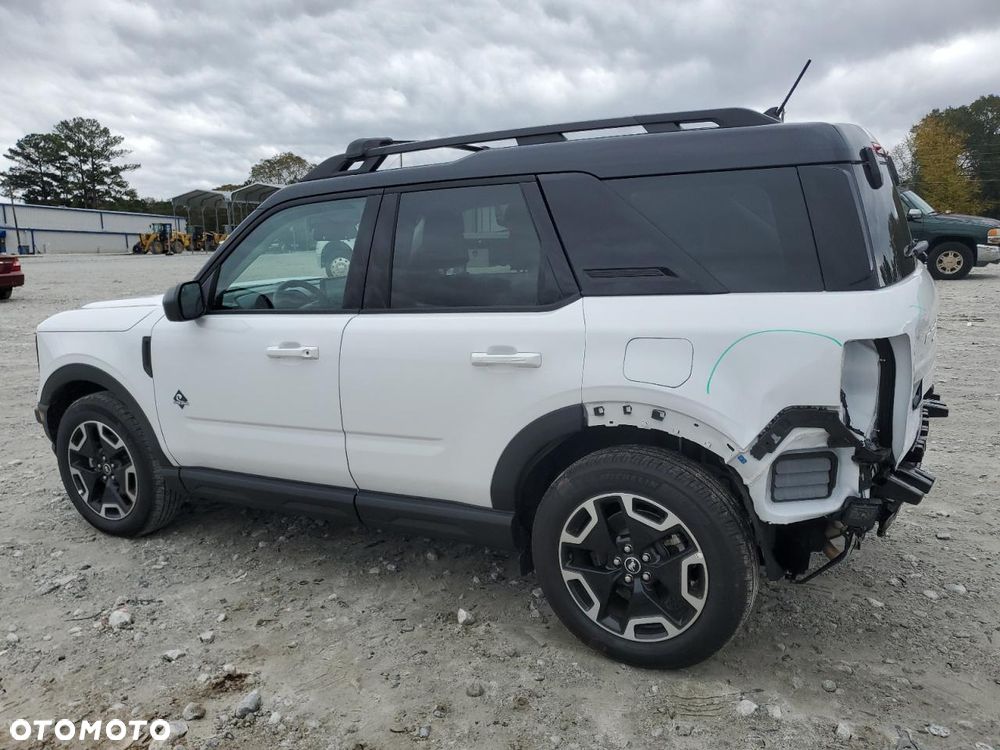 Ford Bronco - 2