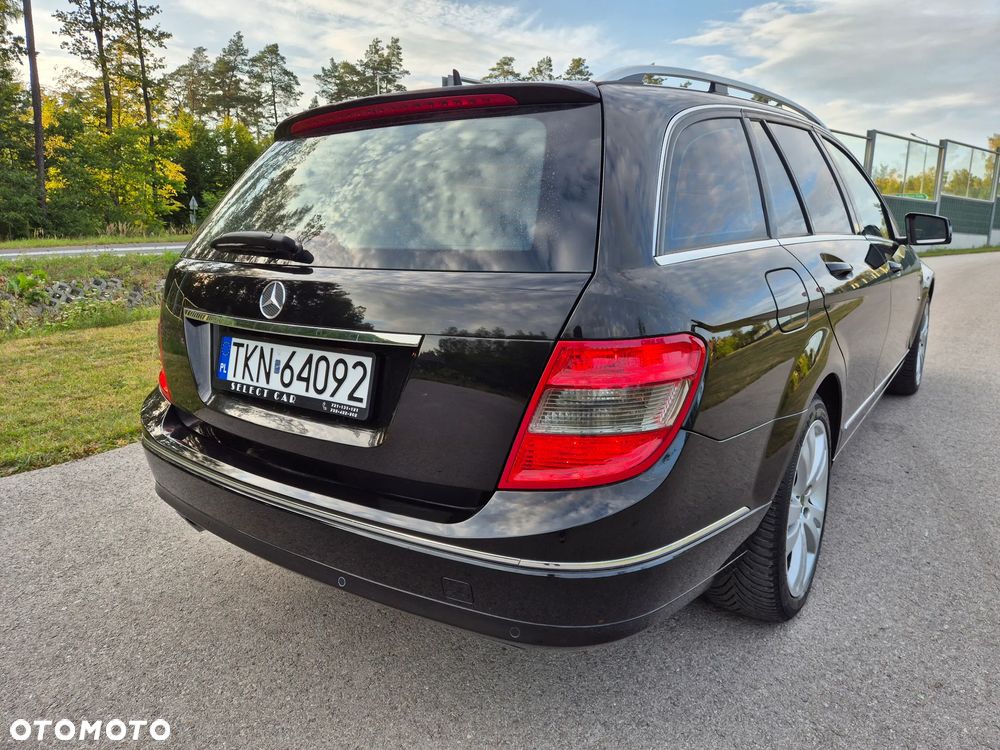 Mercedes-Benz Klasa C 180 T Kompressor BlueEFFICIENCY Avantgarde - 2