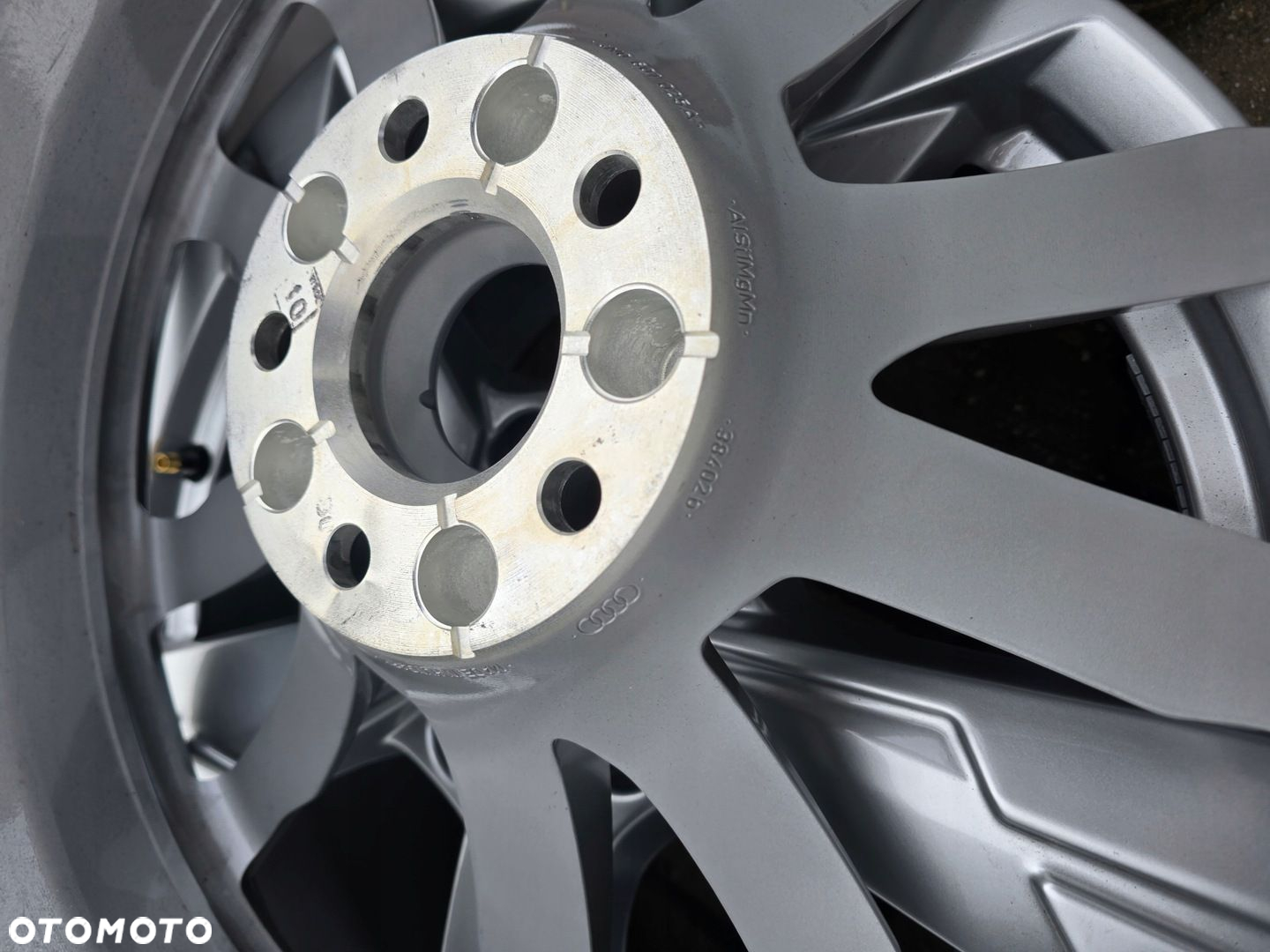 AUDI A8 ORYGINAŁ 4N0601025A 5x112 ET29 18 1X - 4