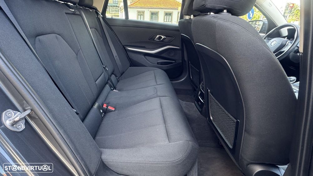 BMW 318 d Aut. Edition Luxury Line Purity - 10