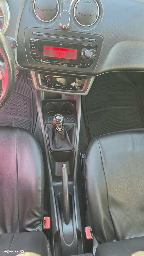 SEAT Ibiza 1.9 TDi Style DPF - 16