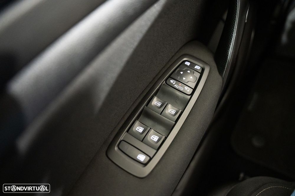 Renault Mégane 1.5 dCi Zen - 24