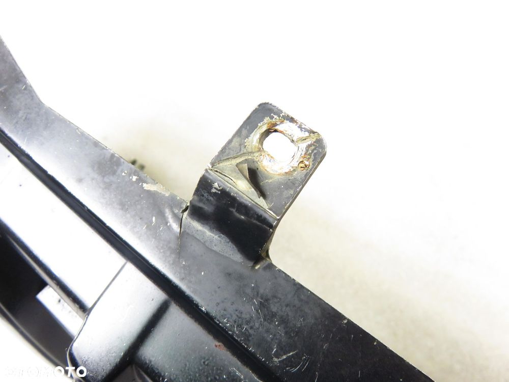 ATRAPA GRILL MITSUBISHI L200 II MR339880 - 4