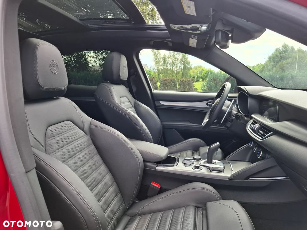 Alfa Romeo Stelvio 2.0 Turbo Veloce Q4 - 28
