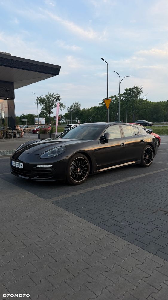 Porsche Panamera PDK - 1