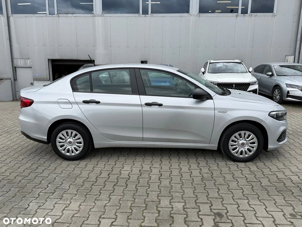 Fiat Tipo 1.0 T3 - 6