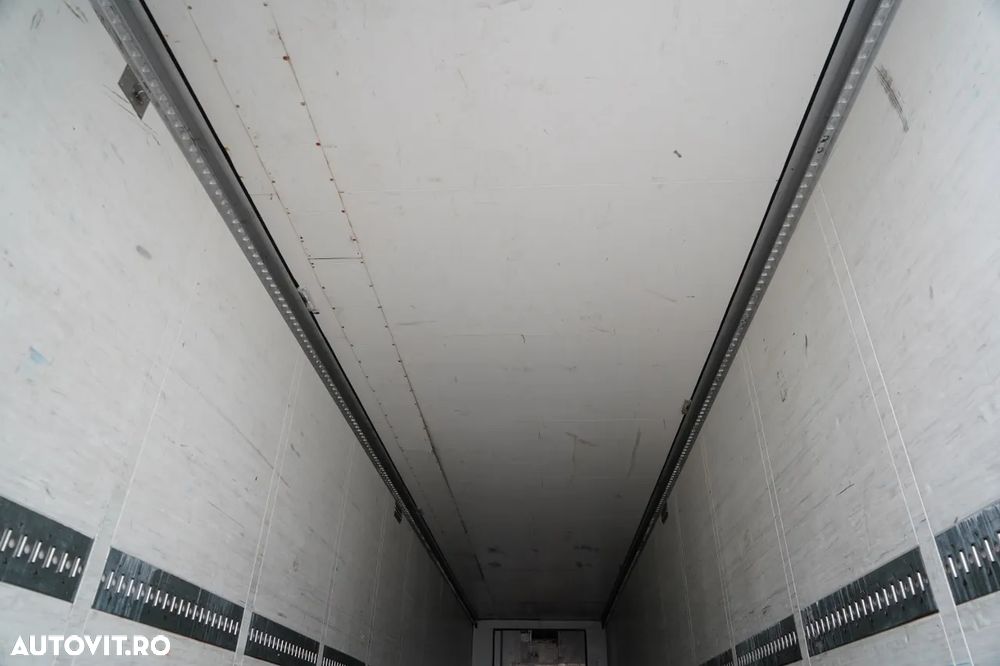 Schmitz Cargobull / REFRIGERAT / THERMO KING / DHOLLANDIA LIFT / COȘ PENTRU PALEȚI / SAF - 20