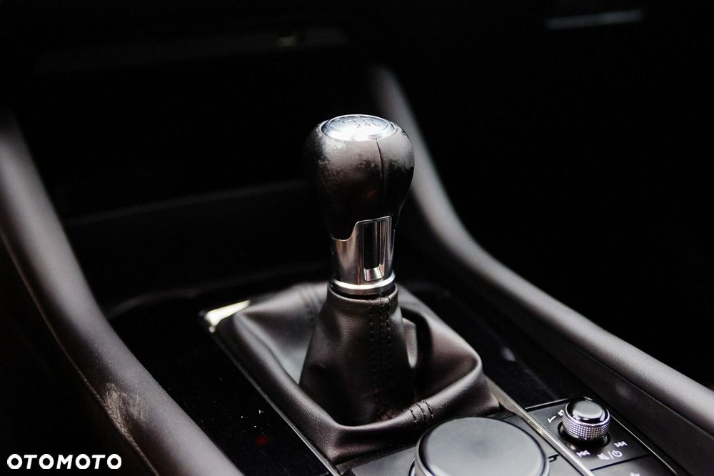 Mazda 3 e-SKYACTIV-G 2.0 M HYBRID SELECTION - 22