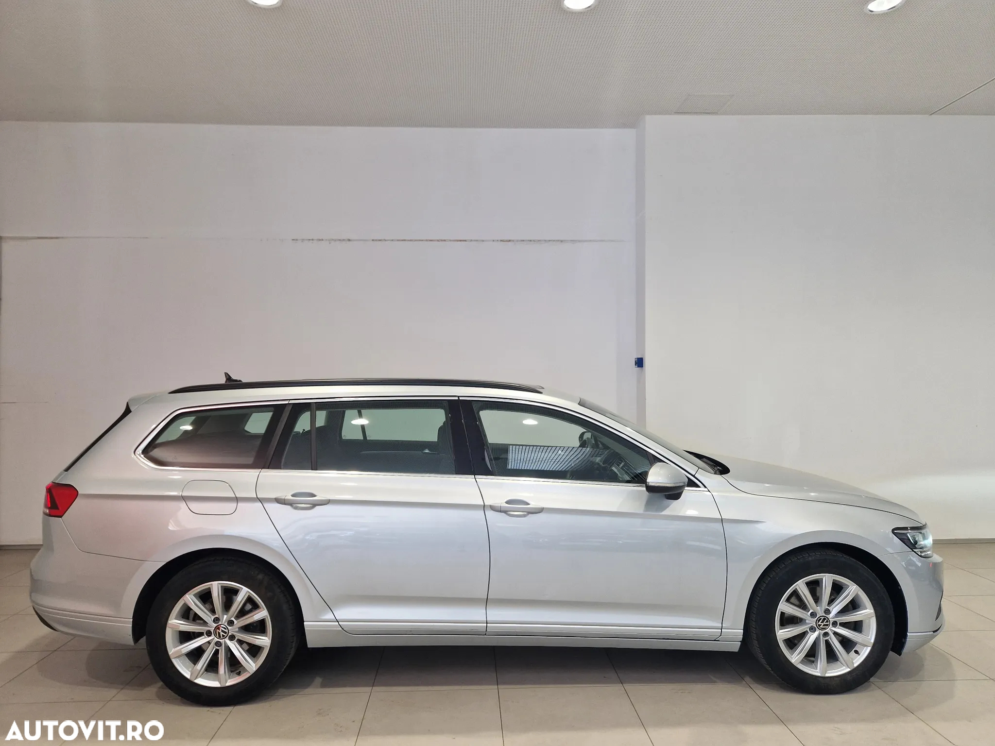 Volkswagen Passat Variant 2.0 TDI DSG Comfortline - 6