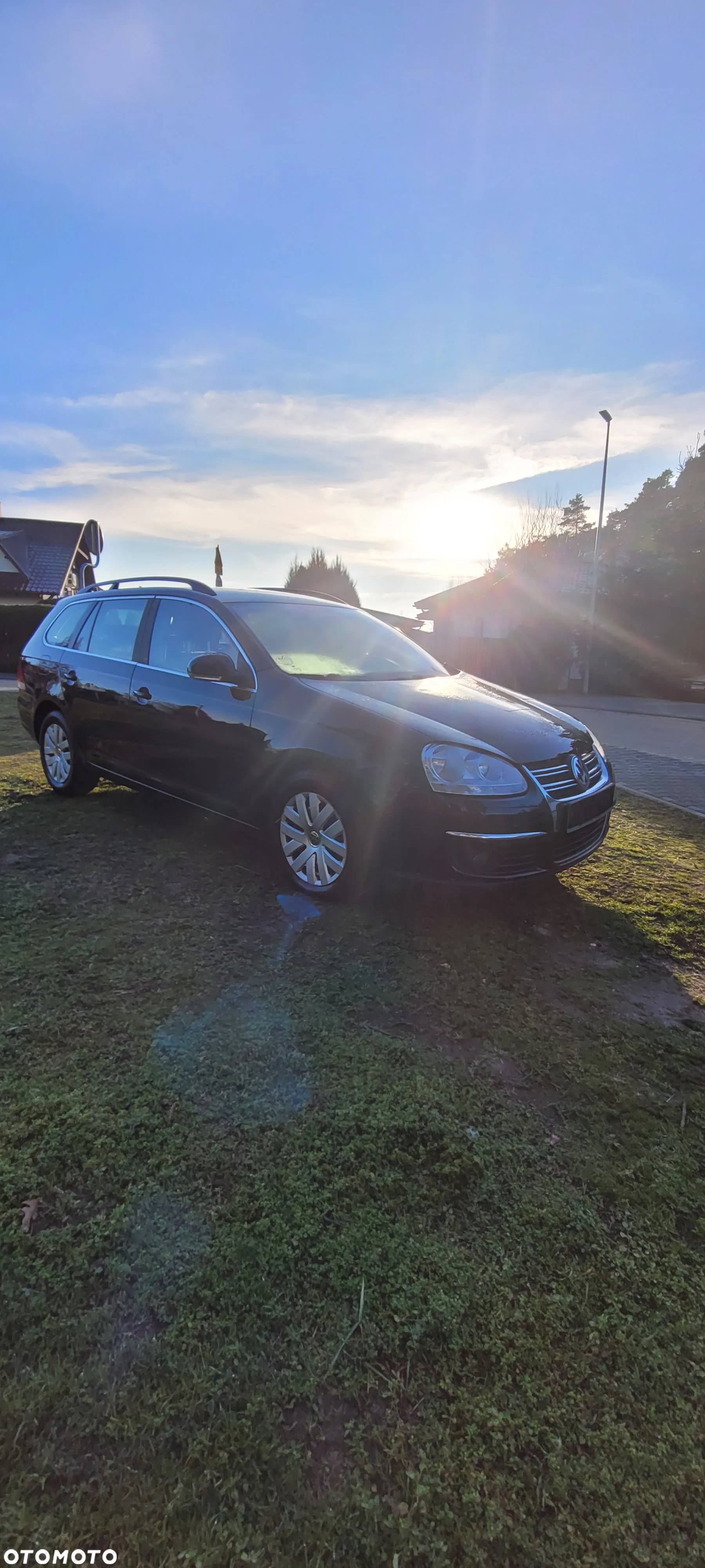 Volkswagen Golf 2.0 TDI Comfortline - 4