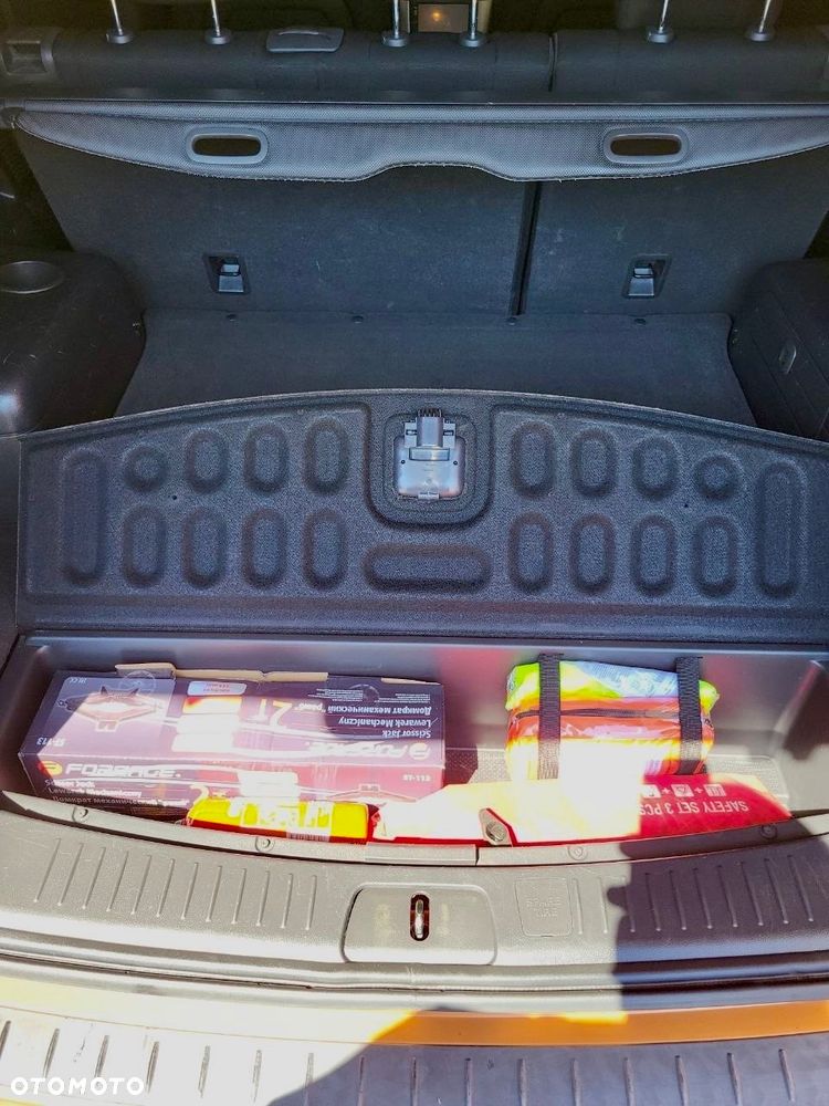 Chevrolet Captiva 2.0 2WD 5 Sitzer LS - 9