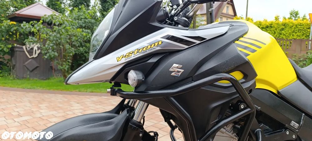 Suzuki V-STROM - 36