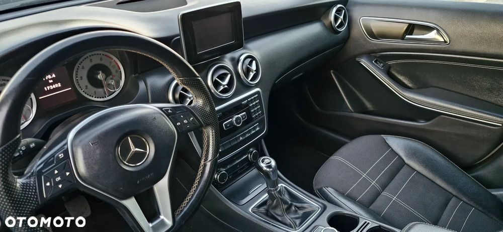 Mercedes-Benz Klasa A 180 Peak Edition - 26