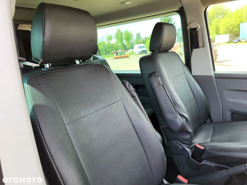 Volkswagen Transporter - 21