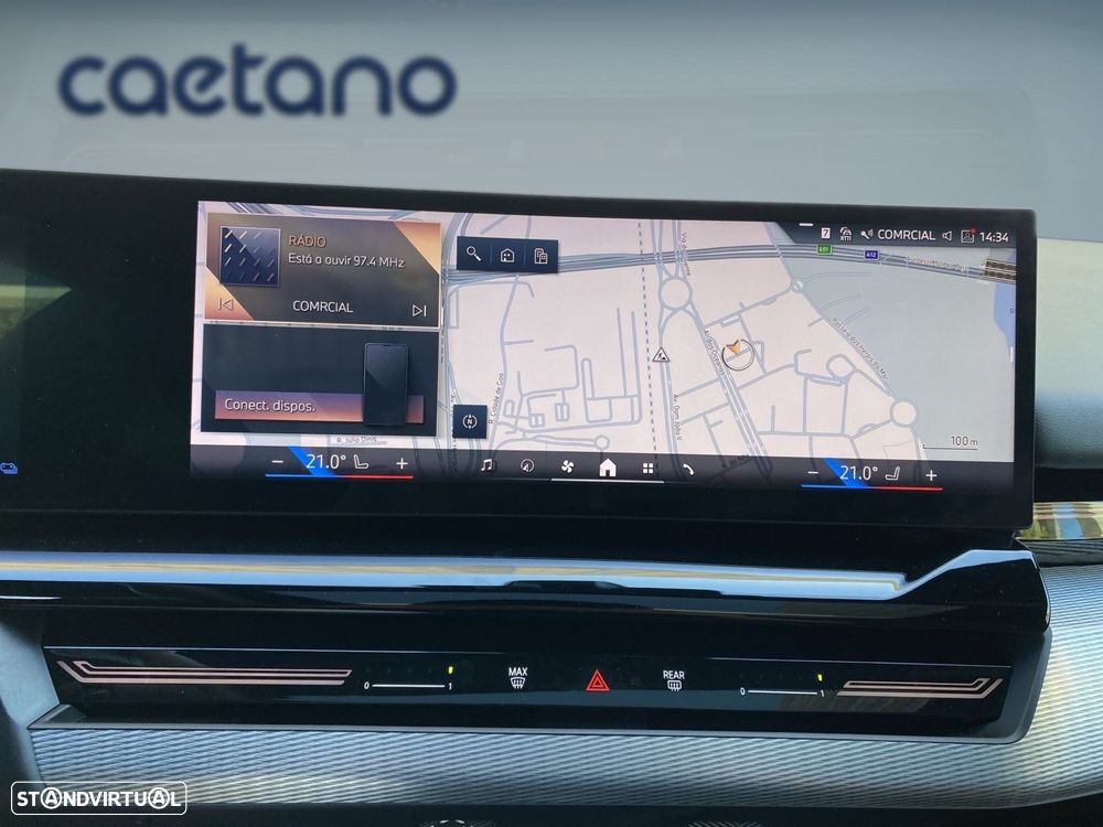 BMW 530 e Pack Desportivo M Pro - 9
