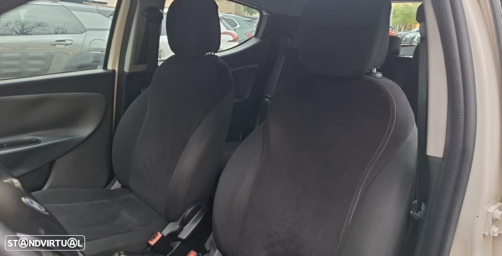 Lancia Ypsilon 1.3 M-jet S&S Urban - 13