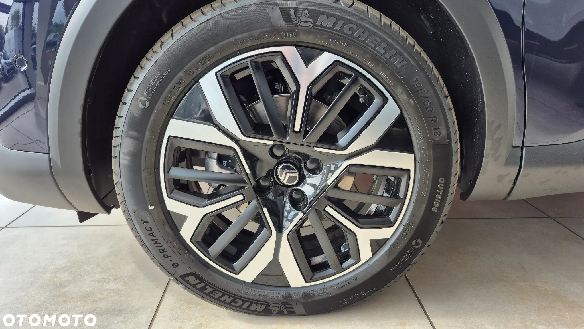 Citroën C4X 1.2 mHEV Max eDCT6 - 6