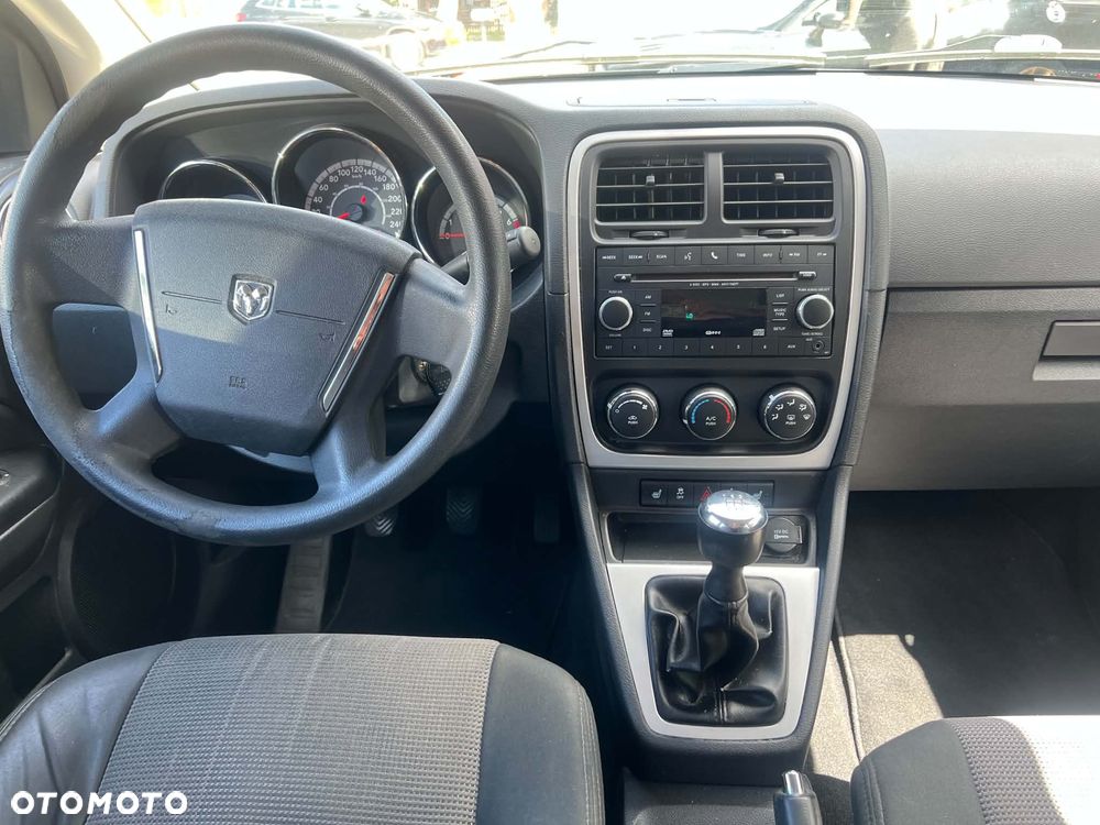 Dodge Caliber 2.0 SXT - 10