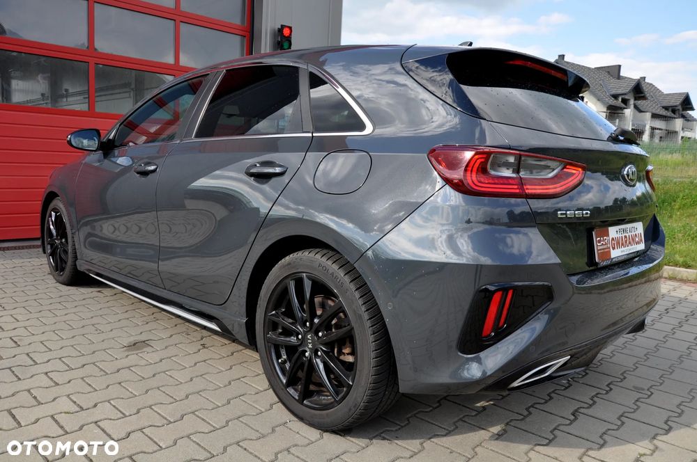 Kia Ceed 1.6 CRDi DCT GT Line - 17