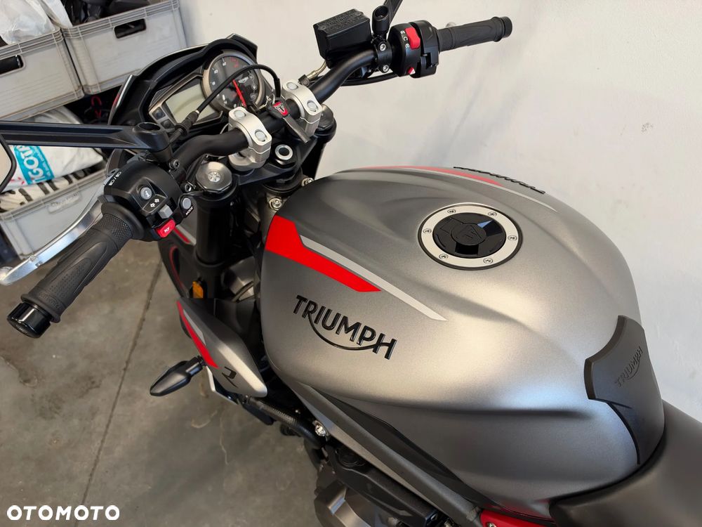 Triumph Speed Triple - 34