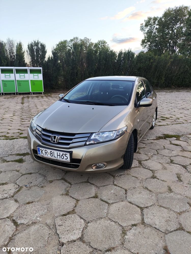 Honda City 1.4 Comfort - 1